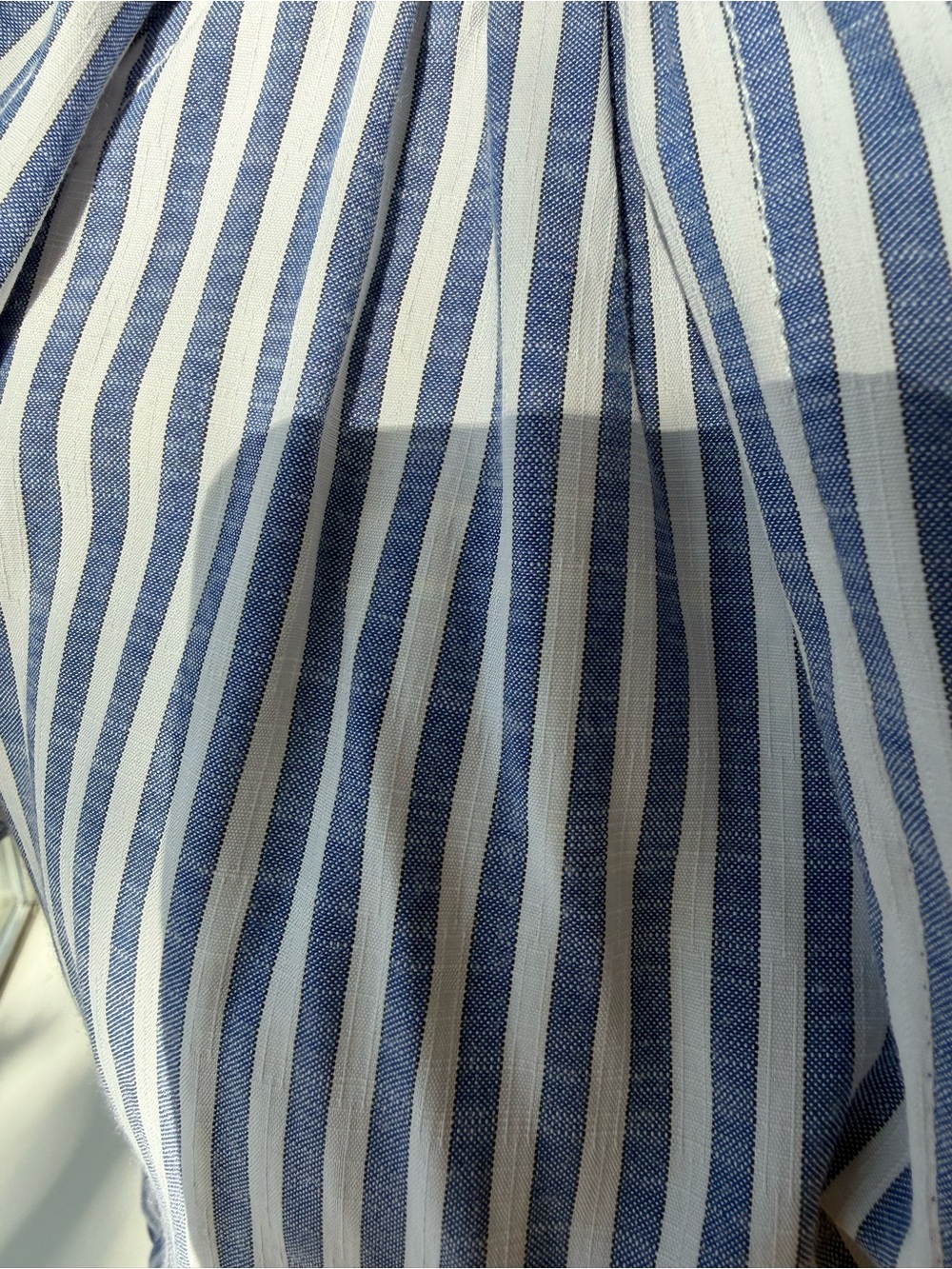LIKE NEW Max Studio Striped Short Sleeve Blouse, size 2, Minimalist Workwear - Picture 4 of 10